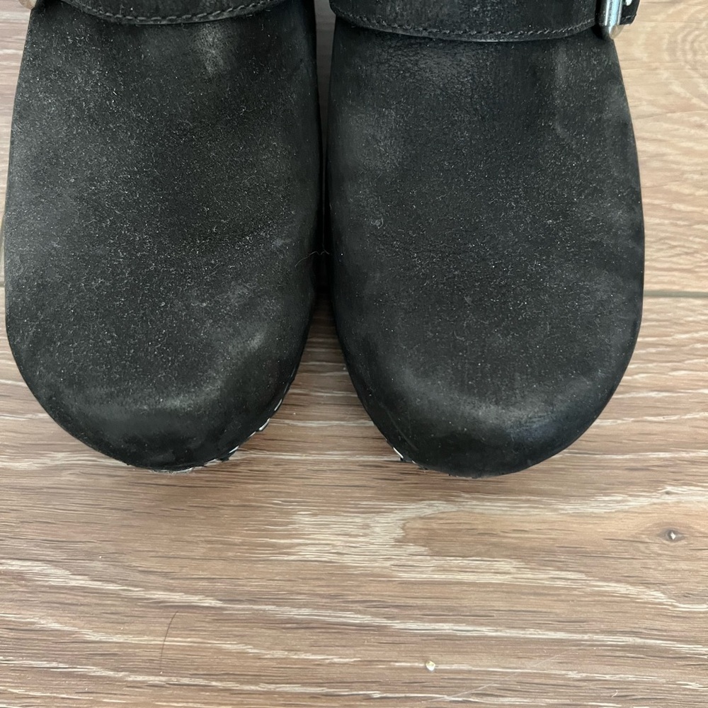 Dansko clogs - Picture 7 of 8